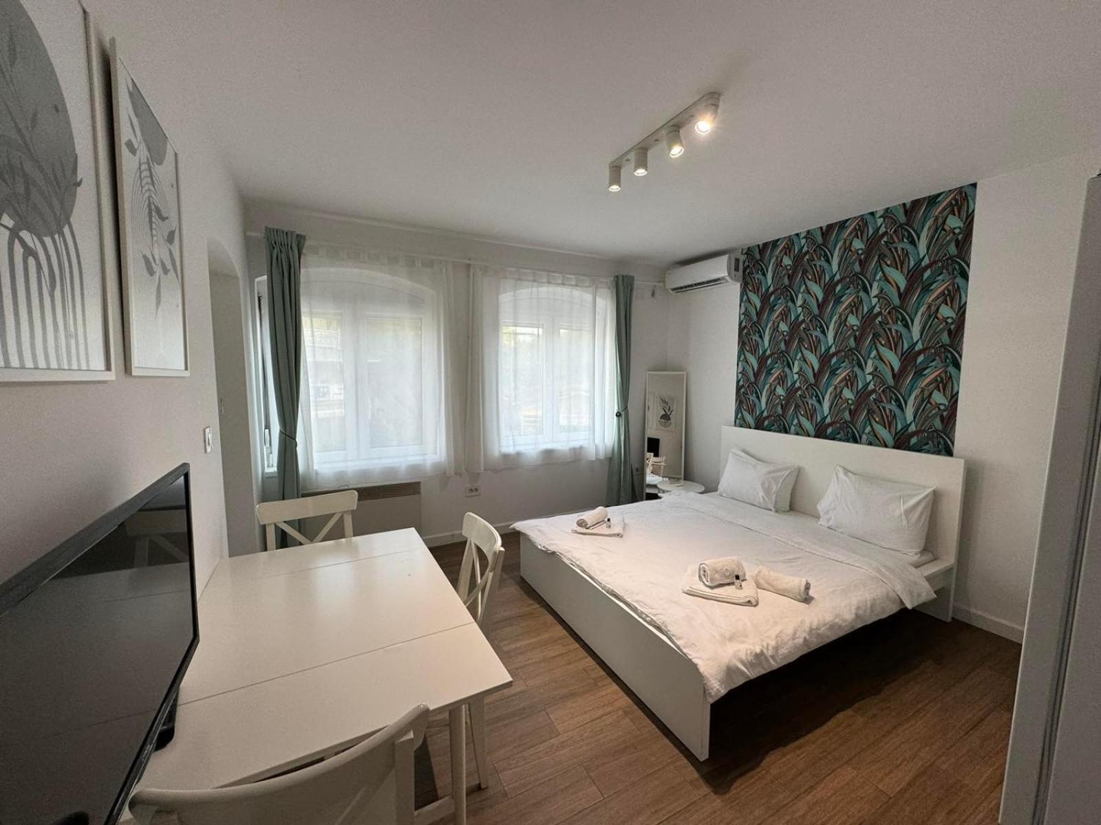 Moms House Hotel Golubac Ngoại thất bức ảnh