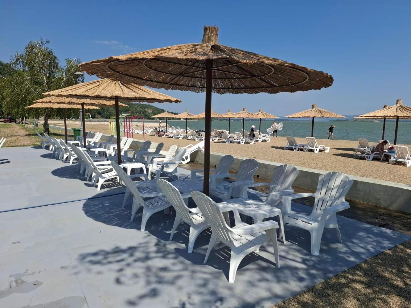 Moms House Hotel Golubac Ngoại thất bức ảnh